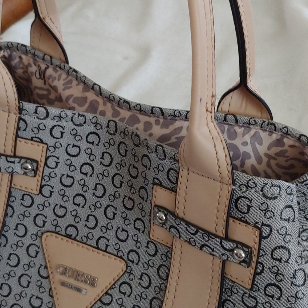 Purse - Picture 2 of 5